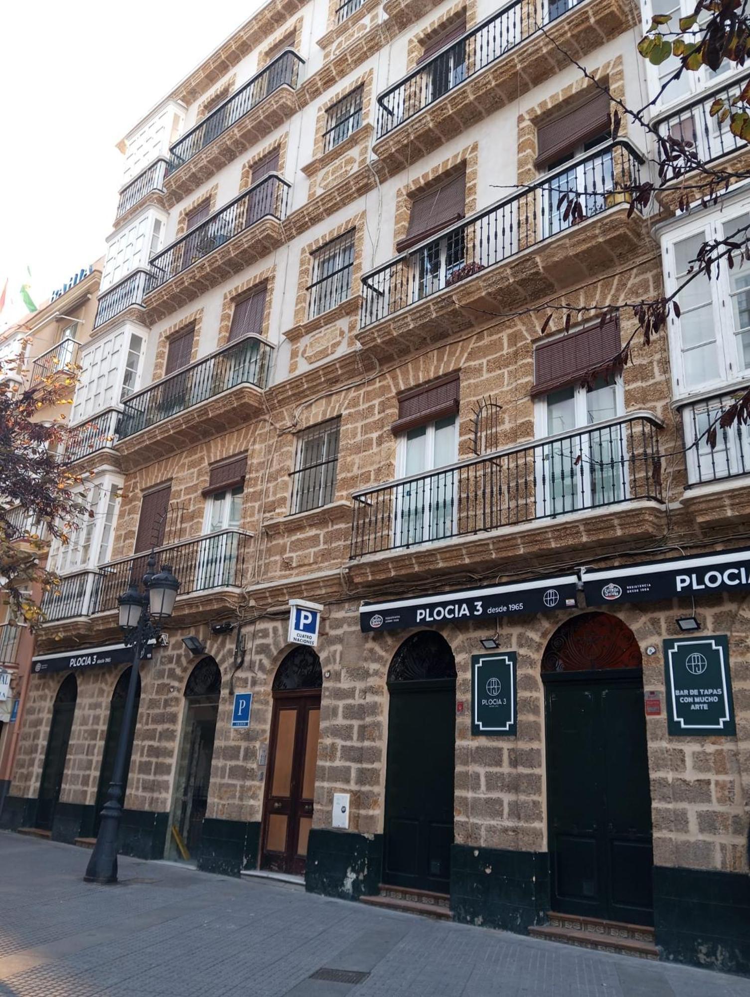 Pensión Las Cuatro Naciones Cádis Exterior foto