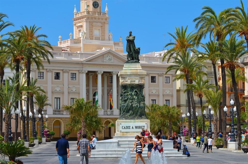 Pensión Las Cuatro Naciones Cádis Exterior foto